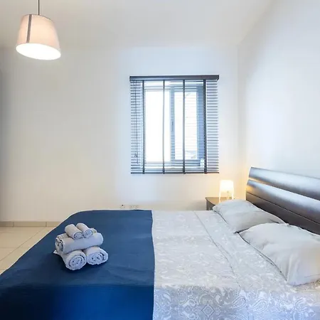 Seafront Apartman *